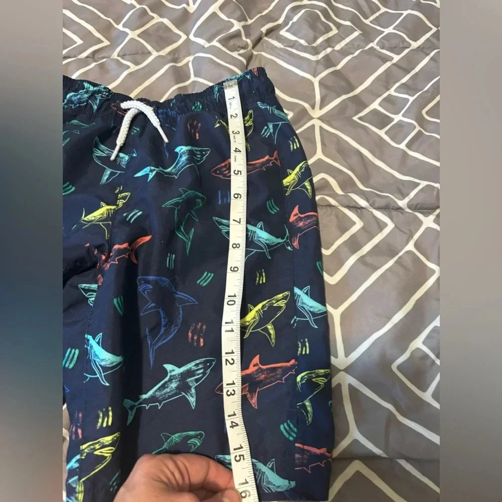 Sport boys swim trunk with sharks medium (7/8)